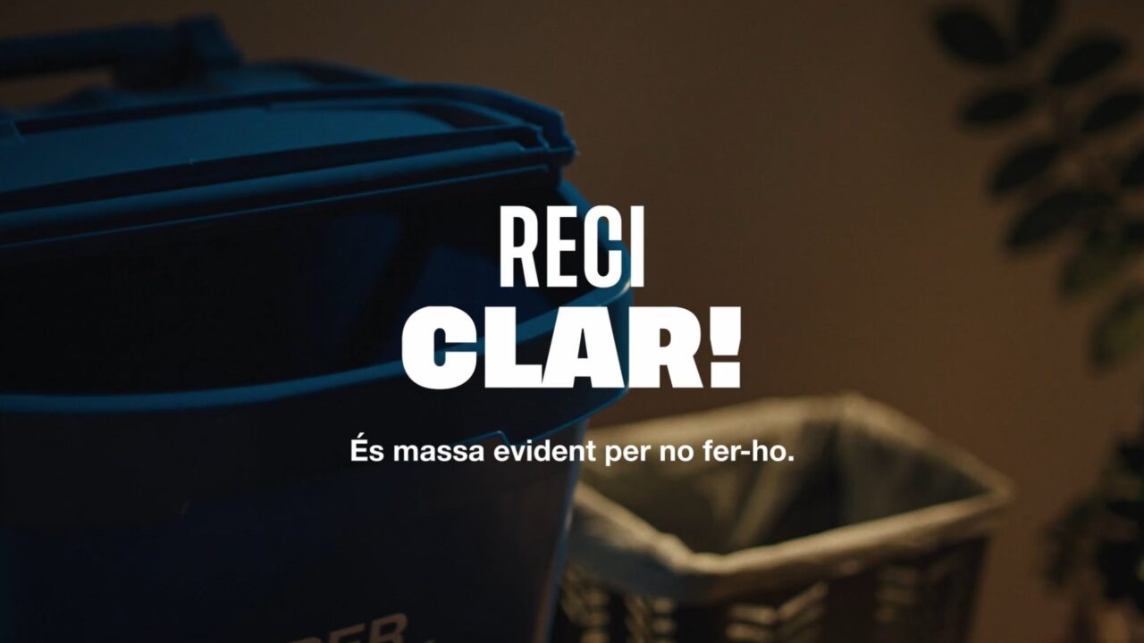 Nicolás Celery, técnico de sonido directo anuncio Reci-Clar! para la Generalitat de Catalnya, dirigido por Beatriz Janer y producido por PS Works.